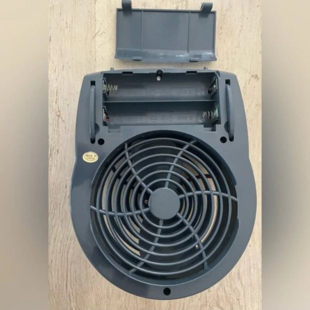Pro Select Blue Quiet Battery Cool Pup Crate Fan